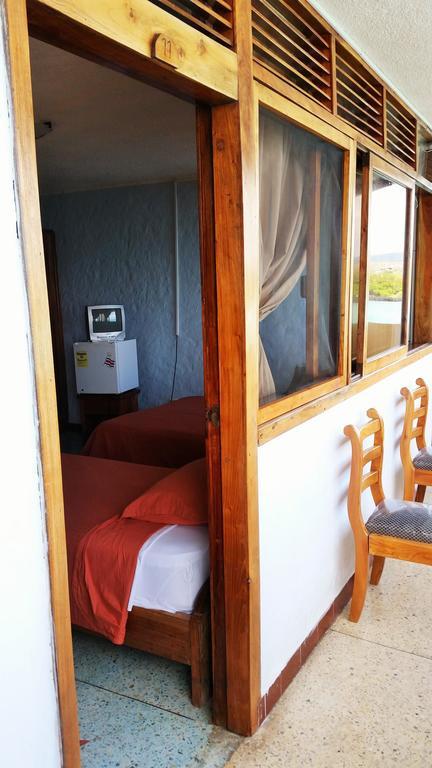 Hostal Estrella De Mar 푸에르토아요라 객실 사진